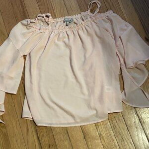 Pink‎ Womens Almost Famous Blouse with Flowy Sleeves Size Small